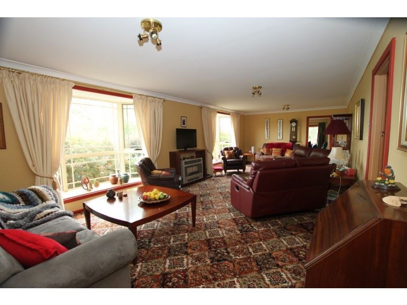 90 Woodleigh – St Helier Rd, Woodleigh VIC 3945