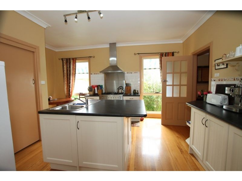 90 Woodleigh – St Helier Rd, Woodleigh VIC 3945