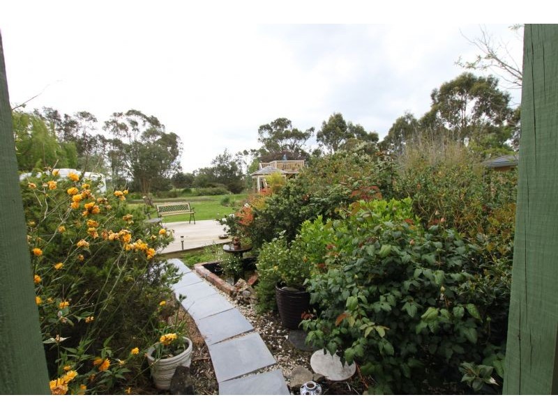 90 Woodleigh – St Helier Rd, Woodleigh VIC 3945
