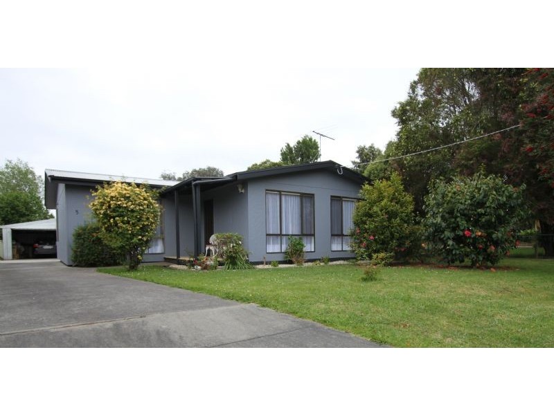 5 Barker Street, Corinella VIC 3984
