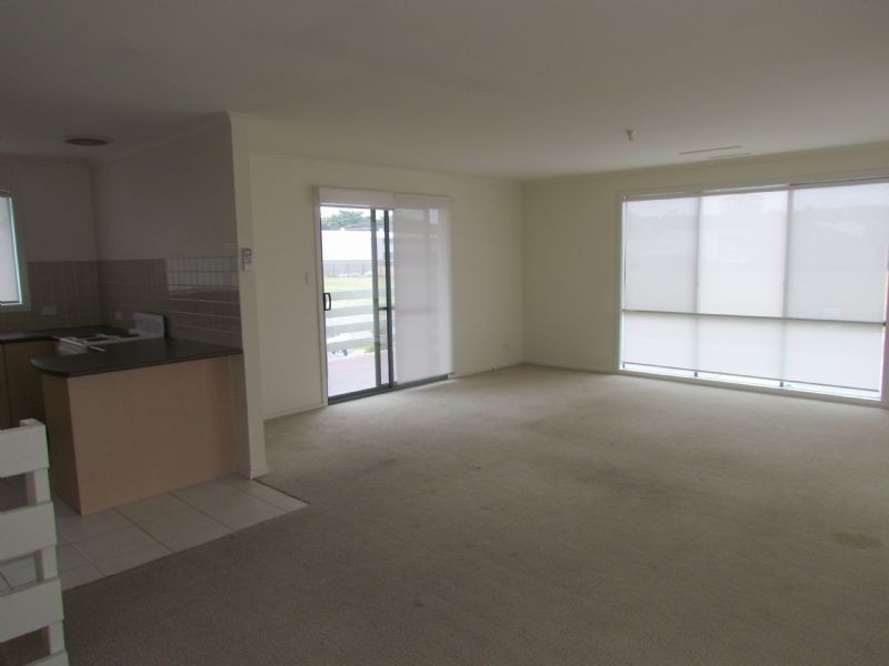 10 Paul Street, Grantville VIC 3984