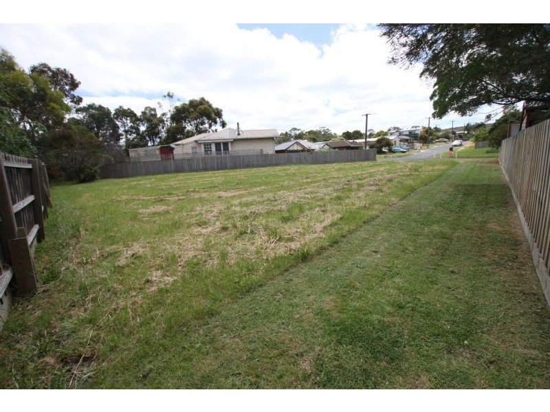 6 Loter Street, Pioneer Bay VIC 3984