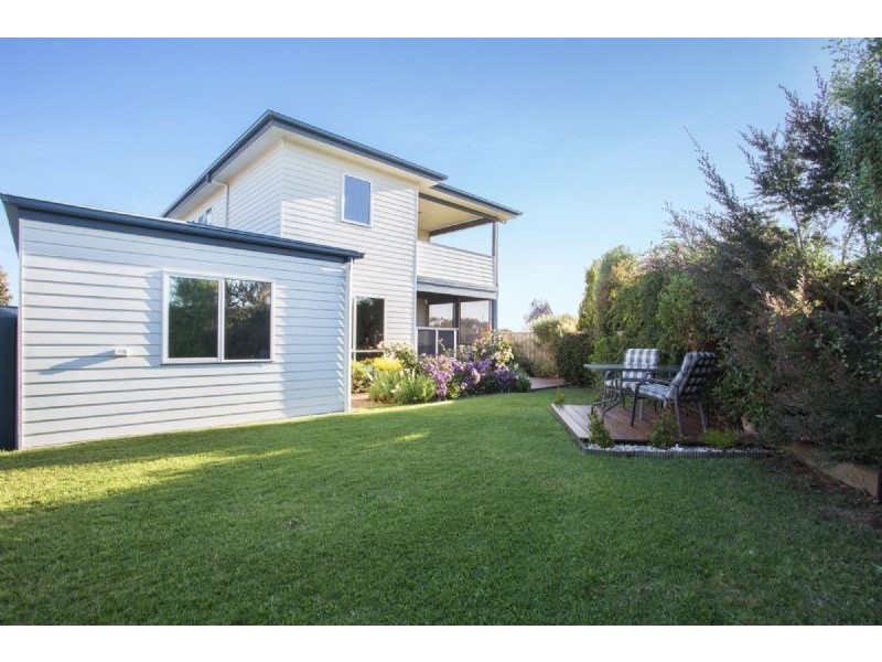 17 Burchell Close, Corinella VIC 3984