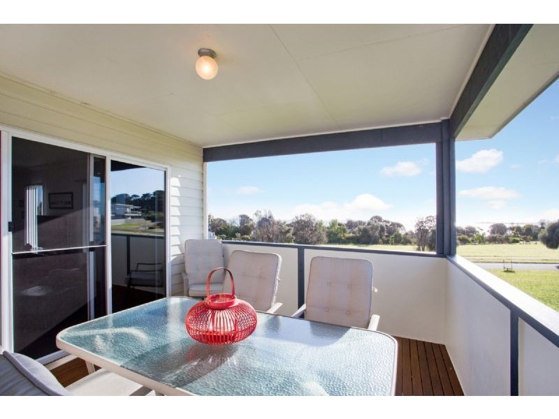 17 Burchell Close, Corinella VIC 3984