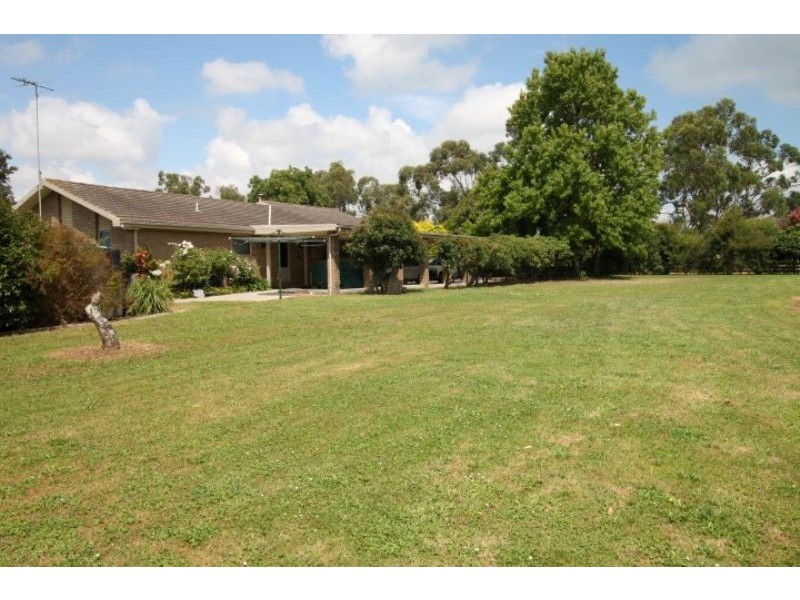 6-8 Watts Road, Nyora VIC 3987