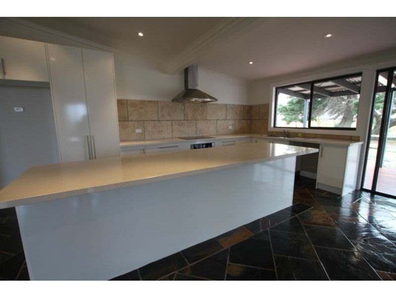 120 Edens Road, Caldermeade VIC 3984