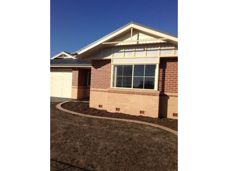 7 Amber Lane, Koo Wee Rup VIC 3981