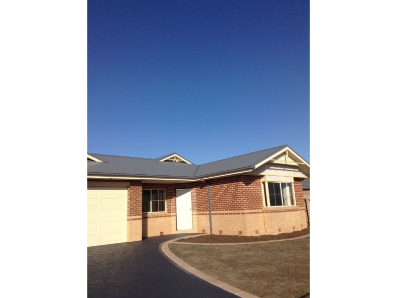 7 Amber Lane, Koo Wee Rup VIC 3981