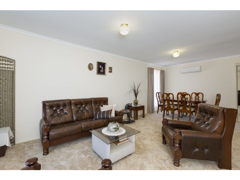 45 Sybella Avenue, Koo Wee Rup VIC 3981