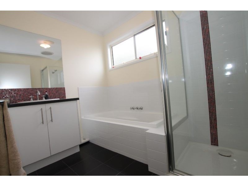 16 Tatiara Drive, Grantville VIC 3984