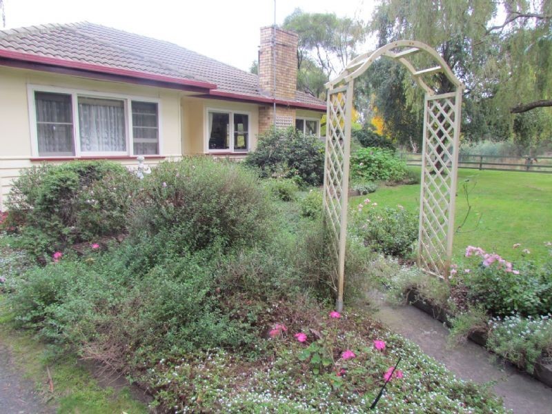 280 Berrys Road, Nyora VIC 3987