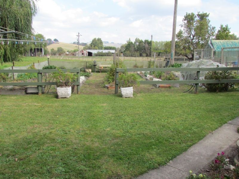 280 Berrys Road, Nyora VIC 3987