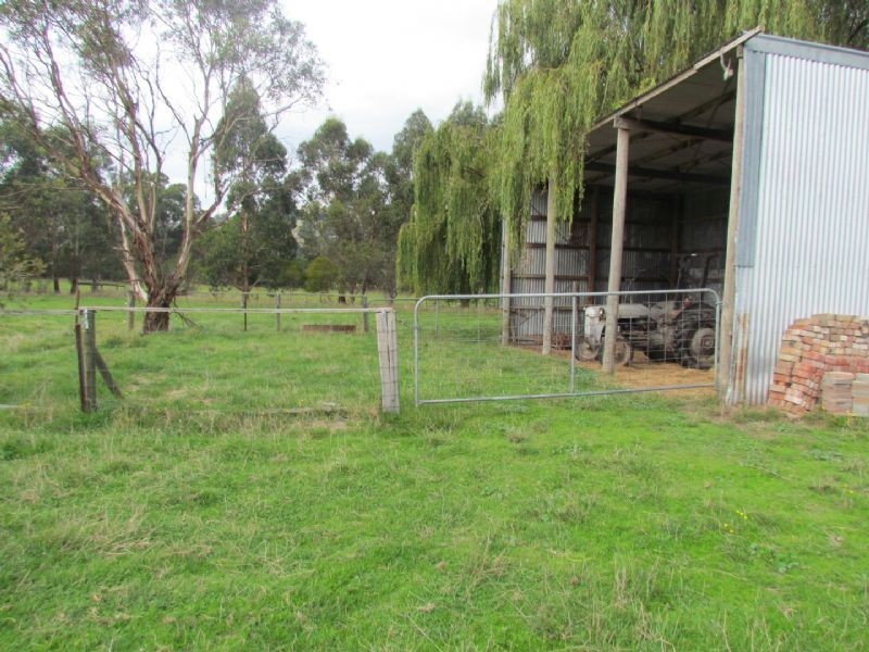 280 Berrys Road, Nyora VIC 3987