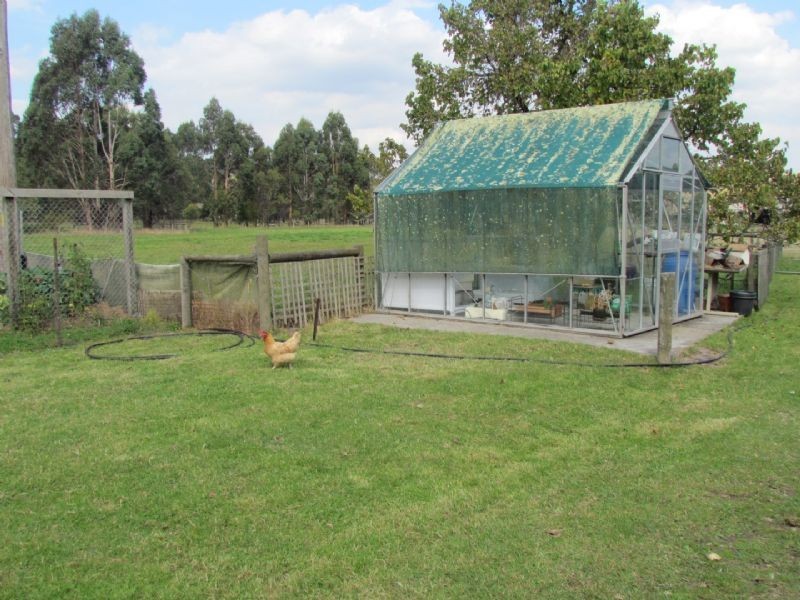 280 Berrys Road, Nyora VIC 3987