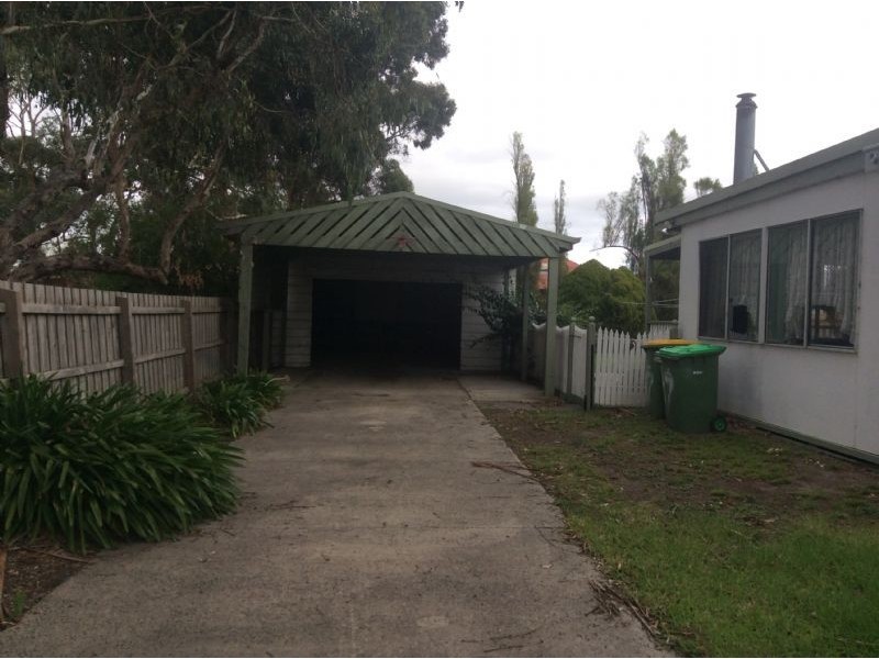7 Henry Street, Koo Wee Rup VIC 3981
