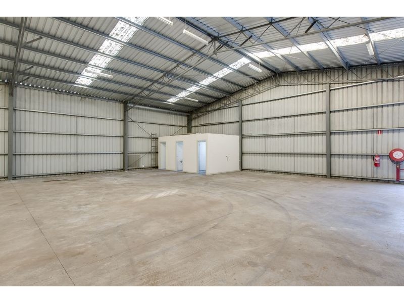 10 Mcnamarra Road, Koo Wee Rup VIC 3981