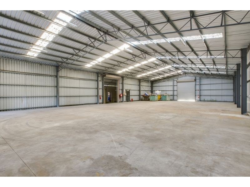10 Mcnamarra Road, Koo Wee Rup VIC 3981