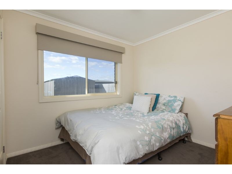 10 Quinny Street, Koo Wee Rup VIC 3981