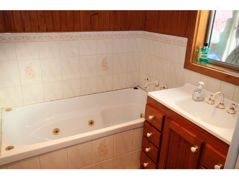 14 Whiting Street, Pioneer Bay VIC 3984