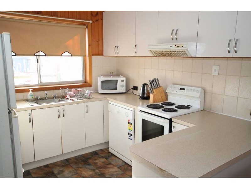 14 Whiting Street, Pioneer Bay VIC 3984