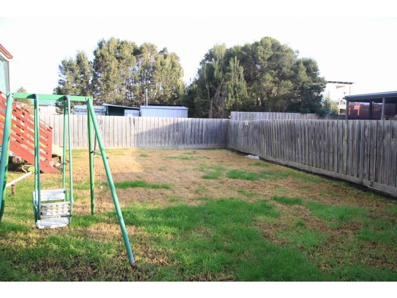 14 Whiting Street, Pioneer Bay VIC 3984