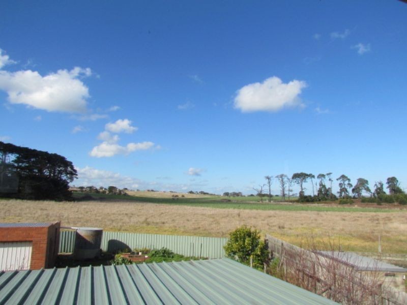 34 Champ Elysees Esplanade, Coronet Bay VIC 3984