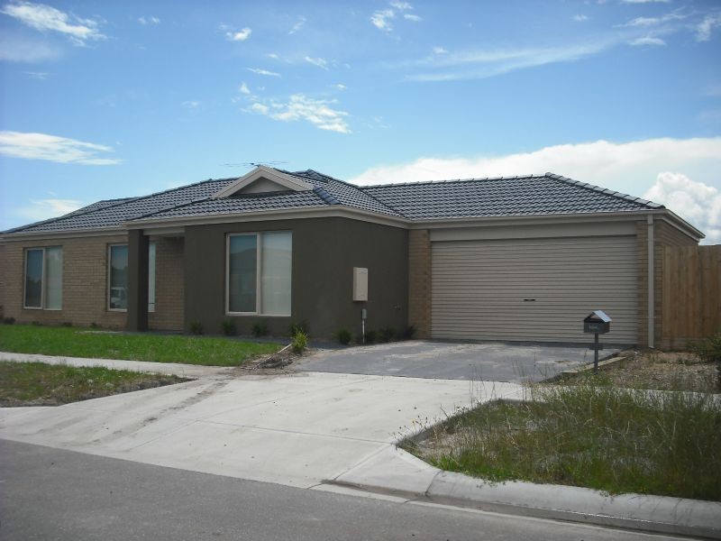6 Milla Way, Koo Wee Rup VIC 3981