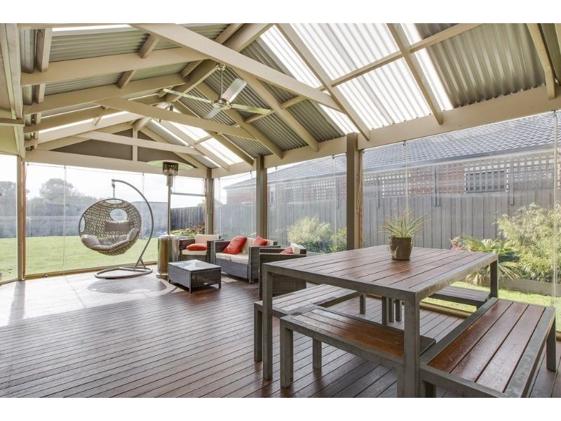 29 Bailey Boulevard, Koo Wee Rup VIC 3981