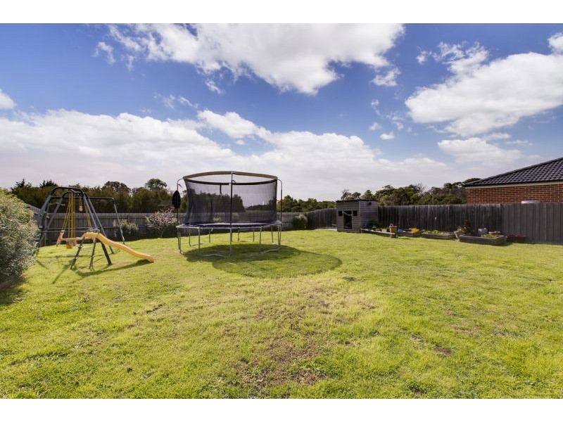 29 Bailey Boulevard, Koo Wee Rup VIC 3981