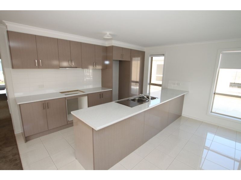 8/137 Moody Street, Koo Wee Rup VIC 3981