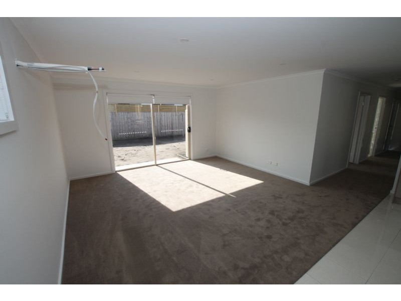 8/137 Moody Street, Koo Wee Rup VIC 3981