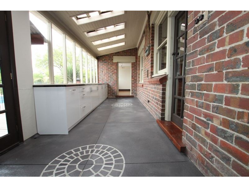 372 Rossiter Rd, Koo Wee Rup VIC 3981