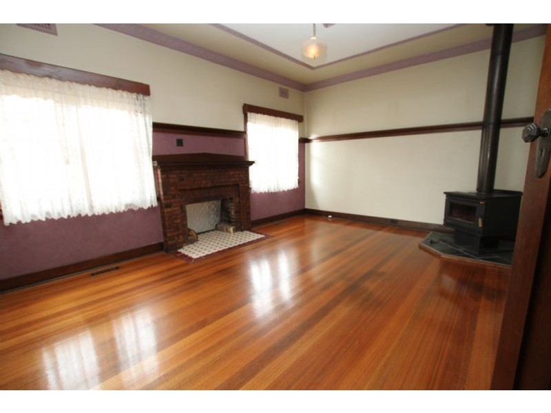 372 Rossiter Rd, Koo Wee Rup VIC 3981