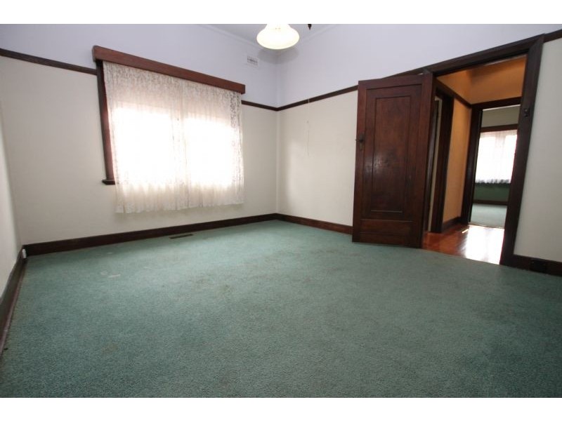 372 Rossiter Rd, Koo Wee Rup VIC 3981