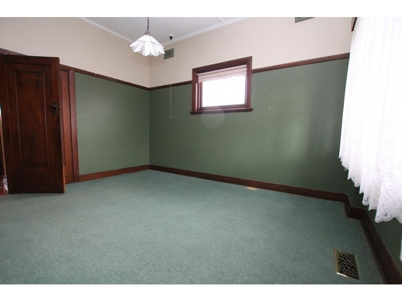372 Rossiter Rd, Koo Wee Rup VIC 3981