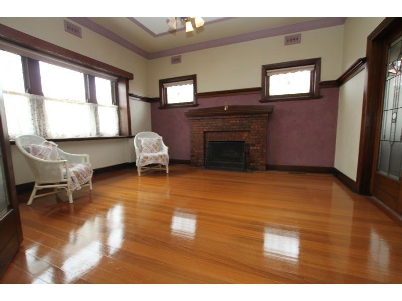 372 Rossiter Rd, Koo Wee Rup VIC 3981