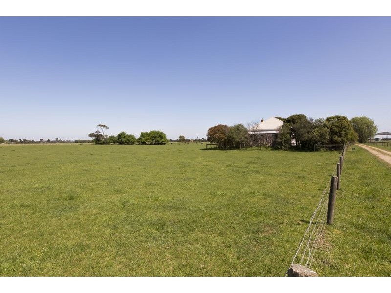 305 McCraws Road, Catani VIC 3981