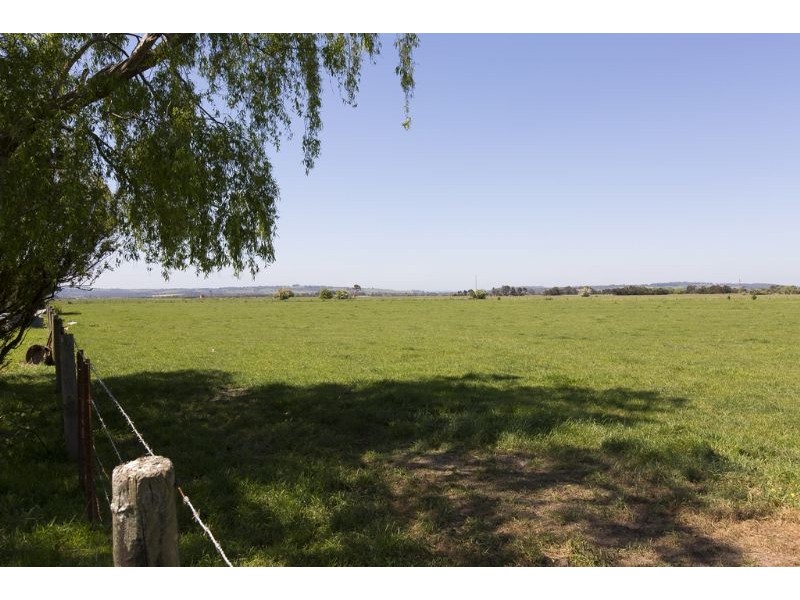 305 McCraws Road, Catani VIC 3981