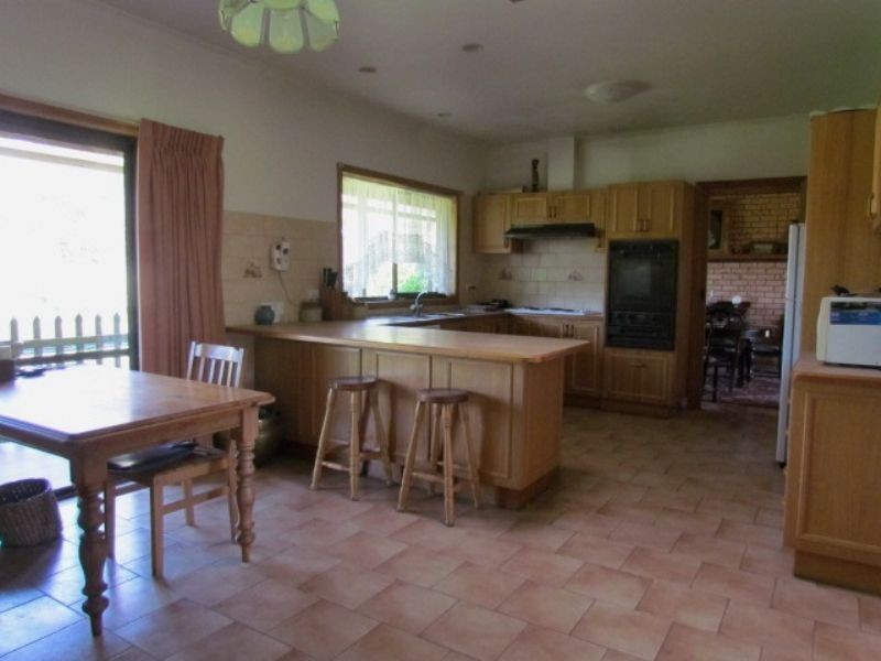 2 Loughridge Court, Grantville VIC 3984