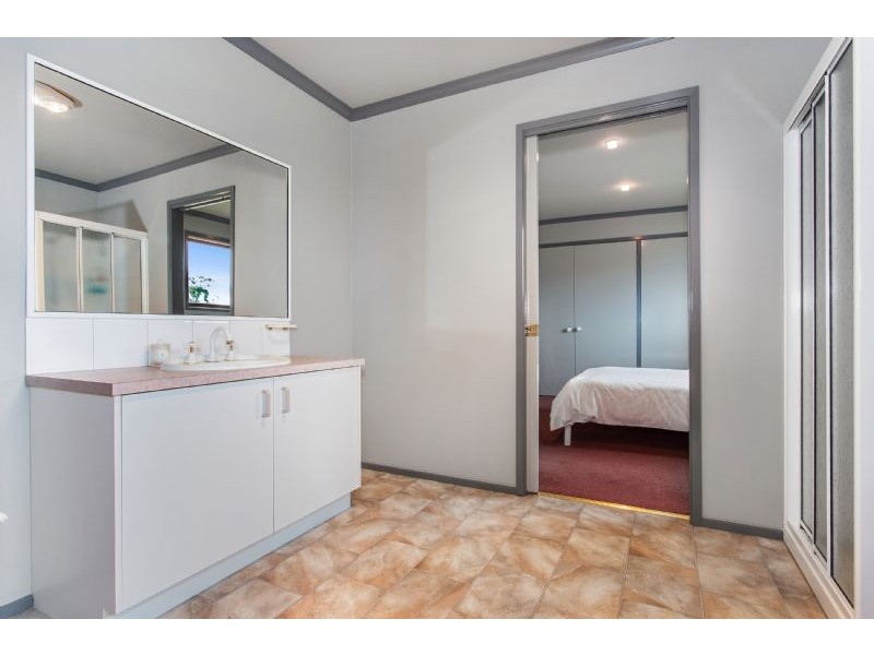 12 Hamilton Street, Corinella VIC 3984