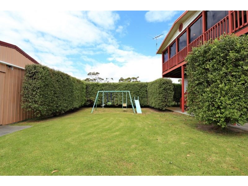 12 Hamilton Street, Corinella VIC 3984