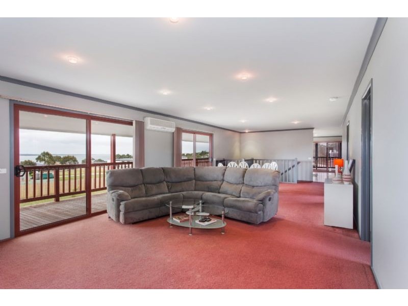 12 Hamilton Street, Corinella VIC 3984