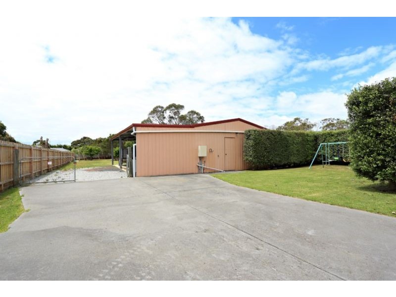 12 Hamilton Street, Corinella VIC 3984