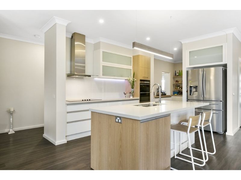 15 Silver Way, Koo Wee Rup VIC 3981