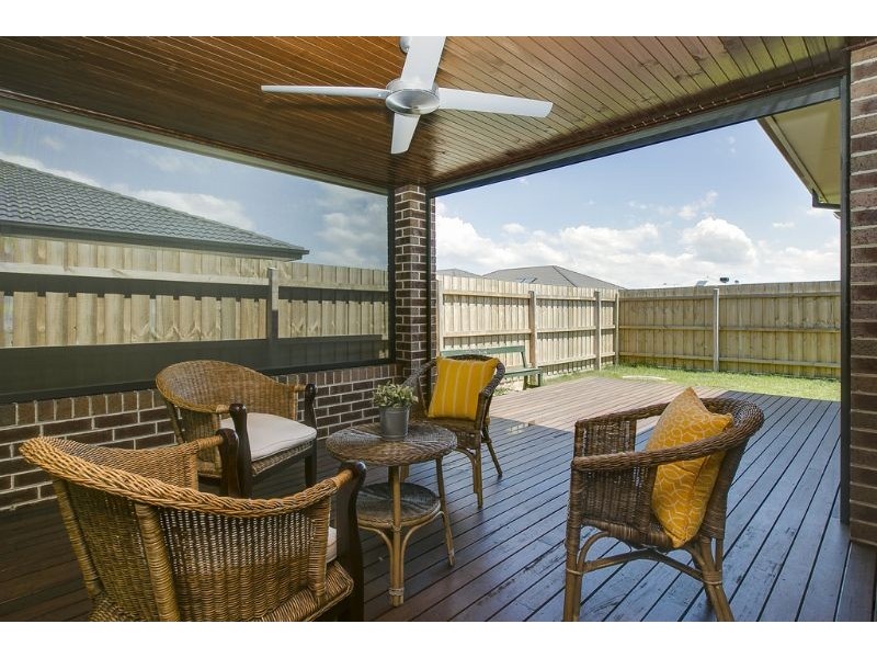 15 Silver Way, Koo Wee Rup VIC 3981