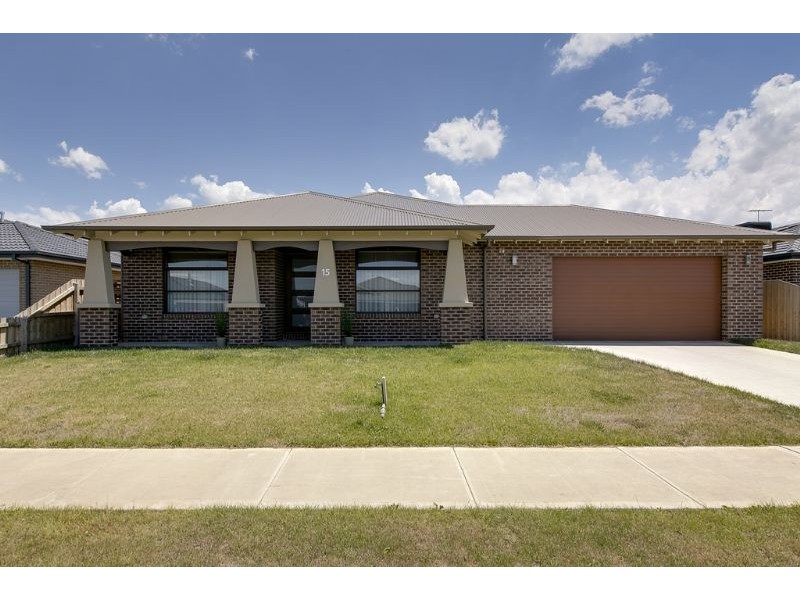 15 Silver Way, Koo Wee Rup VIC 3981