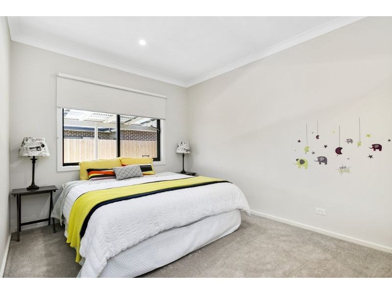 15 Silver Way, Koo Wee Rup VIC 3981
