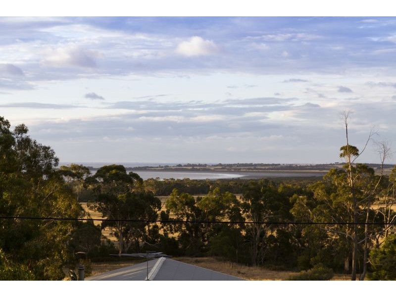 52 Island View Road, The Gurdies VIC 3984