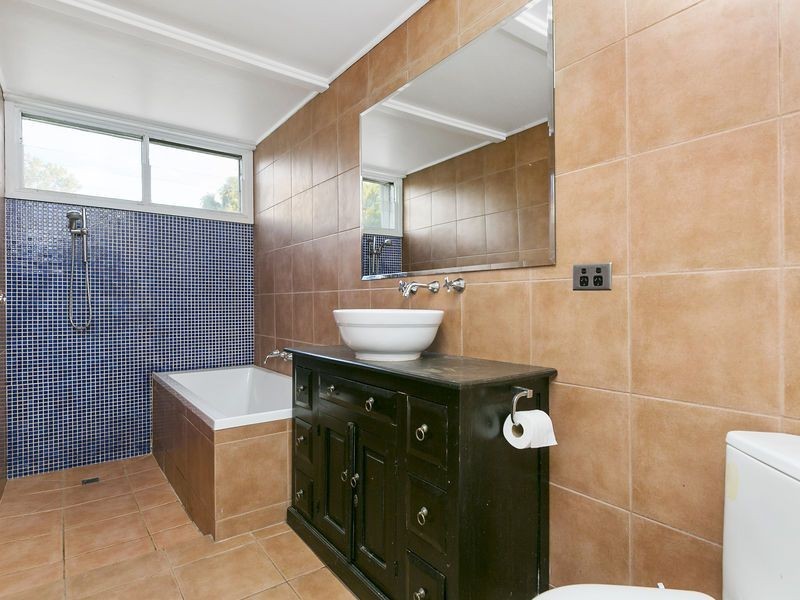 16 Grundy Avenue, Nyora VIC 3987