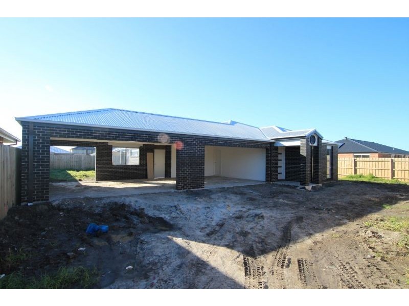 54 Diamond Drive, Koo Wee Rup VIC 3981